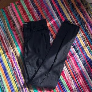 ❂ Destroyed Ripped Dark Wash Jeggings